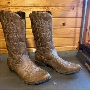 COCONUTS BY MATISSE- Women's brown Gaucho length COWGIRL BOOTS